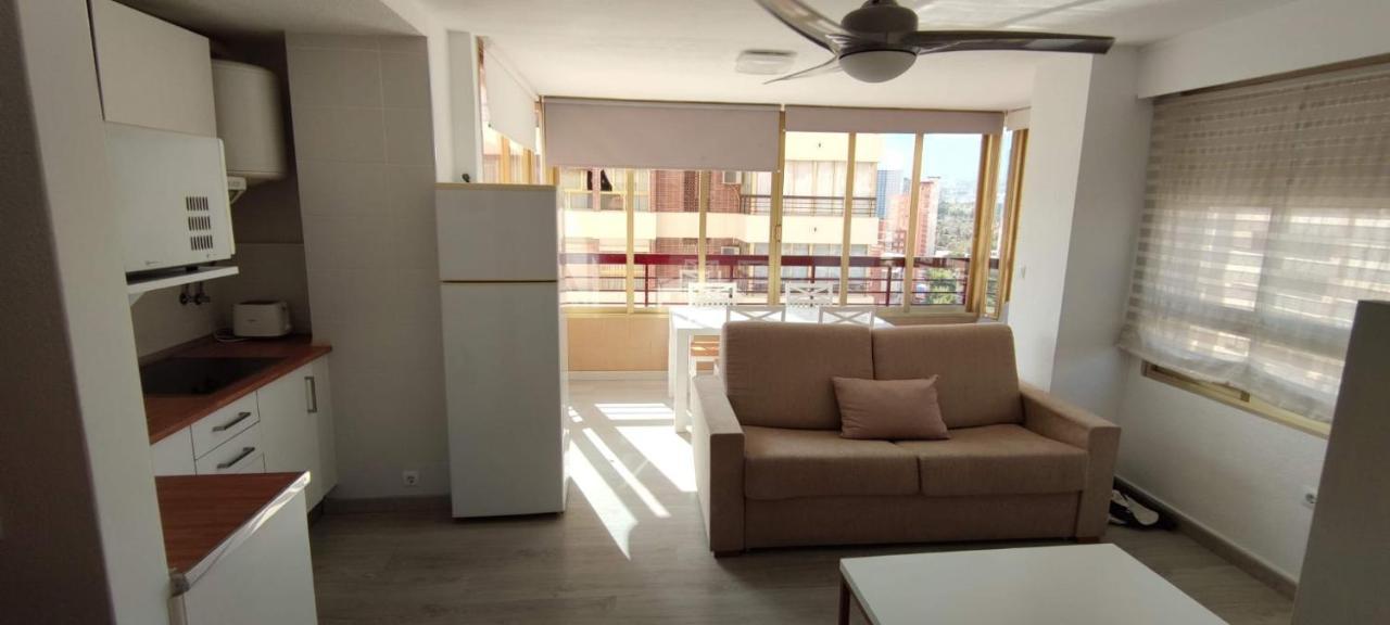 Precioso Apartamento Con Piscina Y Vistas Al Mar Mediterraneo. Benidorm Bagian luar foto