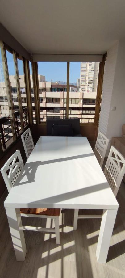 Precioso Apartamento Con Piscina Y Vistas Al Mar Mediterraneo. Benidorm Bagian luar foto